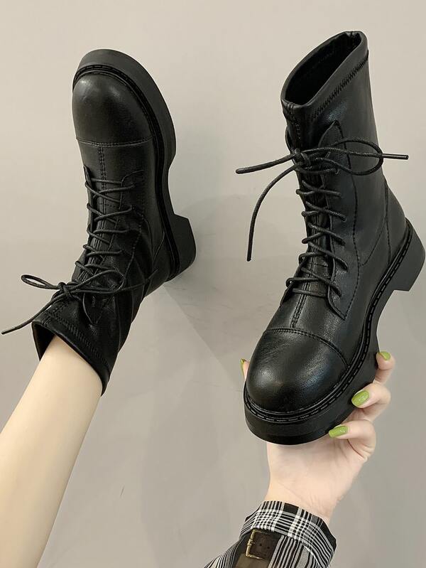 wide fit combat boots