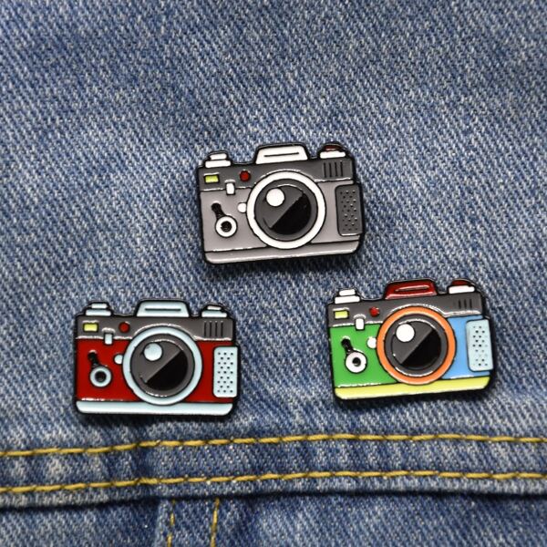 

3pcs Camera Design Brooch, Multicolor