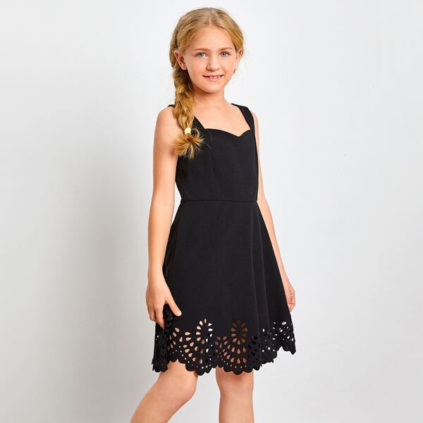 

Girls Sweetheart Neck Laser Cut Scallop Edge Dress, Black