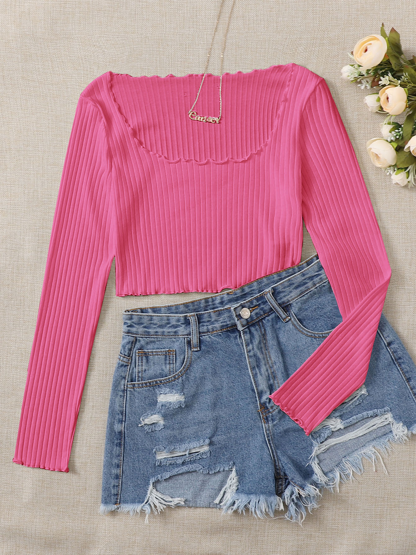 Ribbed Lettuce-Edge Cropped Tee thumbnail