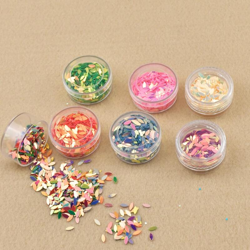 

12pcs Random Color DIY Decorative Tool, Multicolor