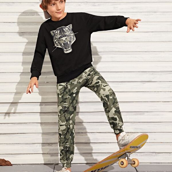 

Boys Tiger Print Pullover & Camo Joggers Set, Multicolor