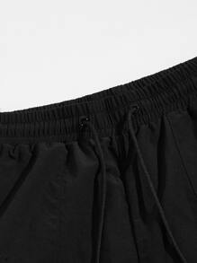 Manfinity RebelGame Men Drawstring Waist Buckle Strap Pocket Patched Wind Trousers - Black - View 3