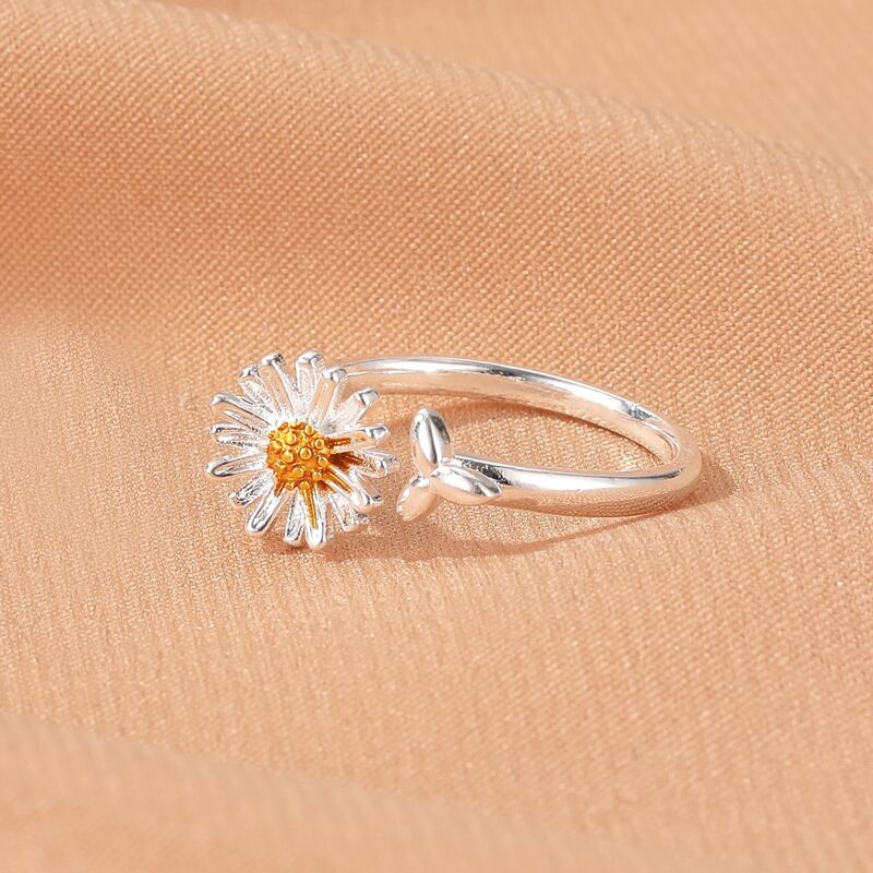 

1pc Daisy Ring, Silver