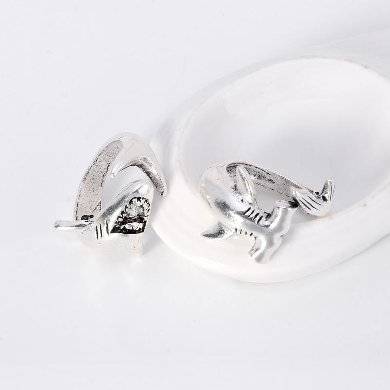 

2pcs Shark Ring, Silver
