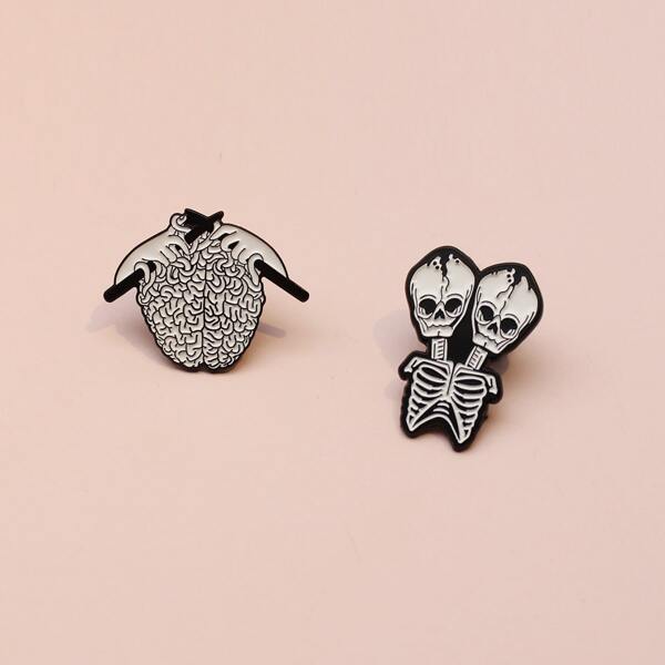 

2pcs Skull Pattern Brooch, Black and white
