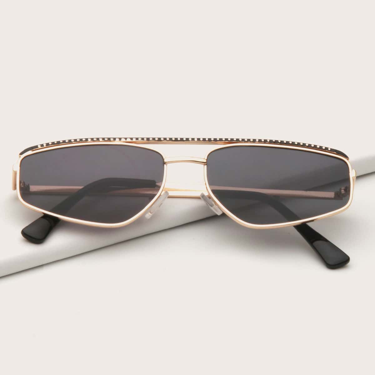 

Guys Metal Frame Sunglasses, Grey