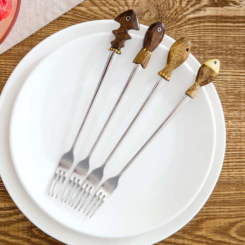 

1pc Random Fish Handel Fruit Fork, Silver