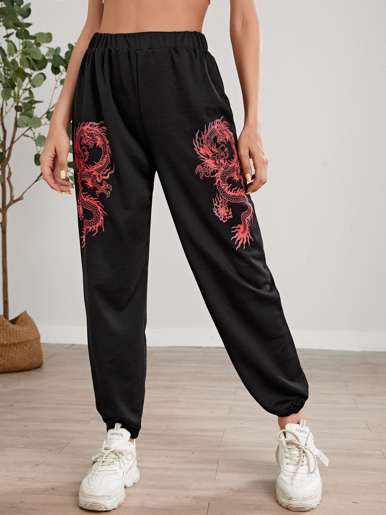 Chinese Dragon Print Elastic Waist Sweatpants thumbnail