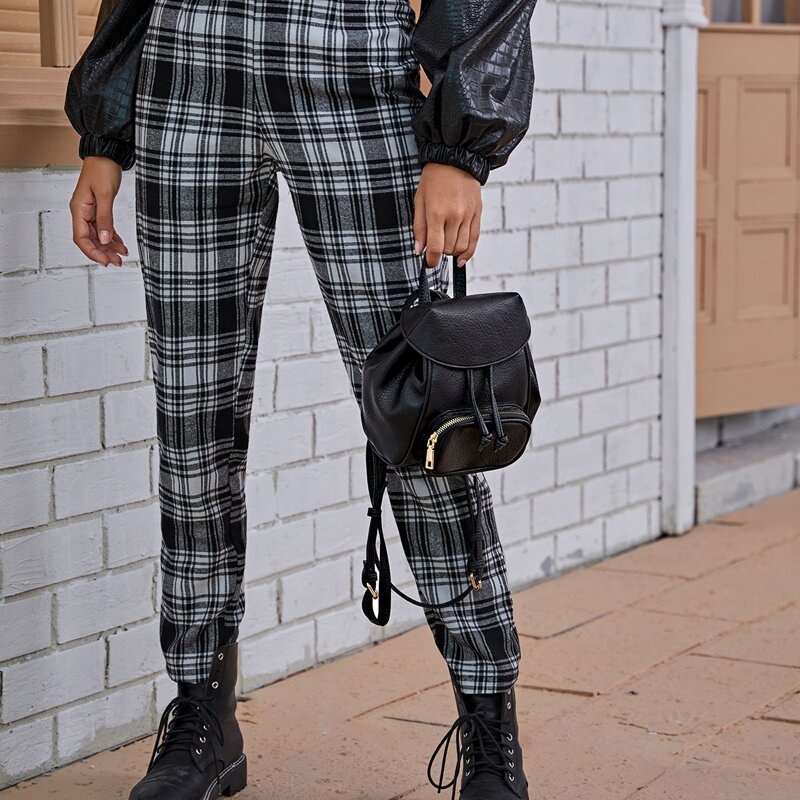 

Minimalist Drawstring Decor Backpack, Black