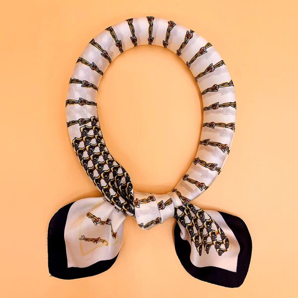 

Men Chain Pattern Bandana, Multicolor