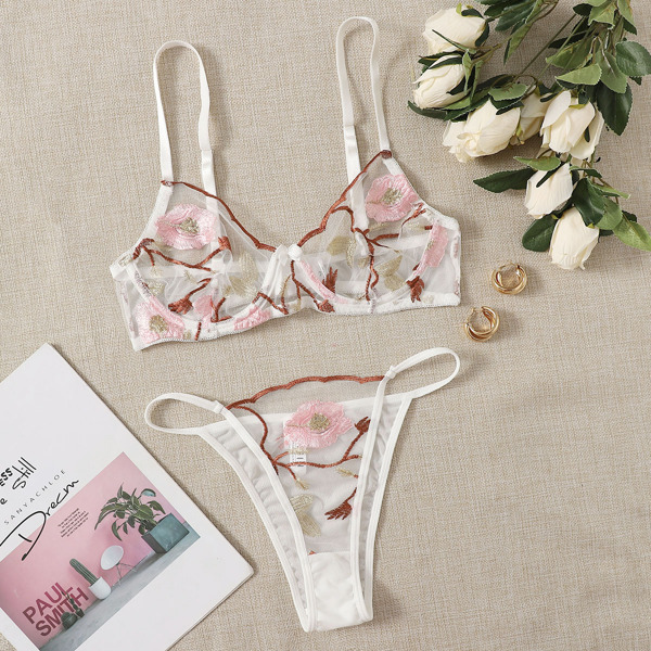 

Floral Embroidered Mesh Underwire Lingerie Set, White