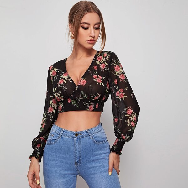 

Floral Print Shirred Back Crop Top, Black