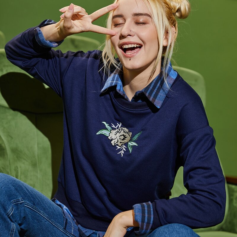 

Floral Embroidery Sweatshirt, Navy blue