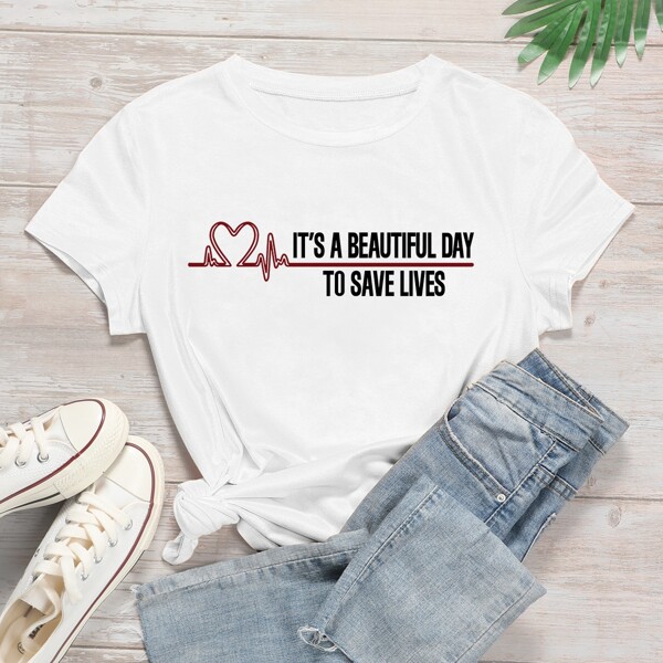

Slogan And Heart Print Tee, White