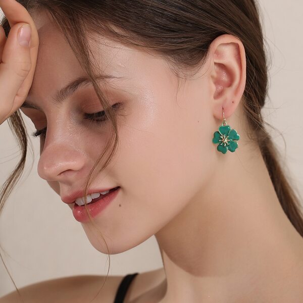 

Flower Drop Earrings, Green