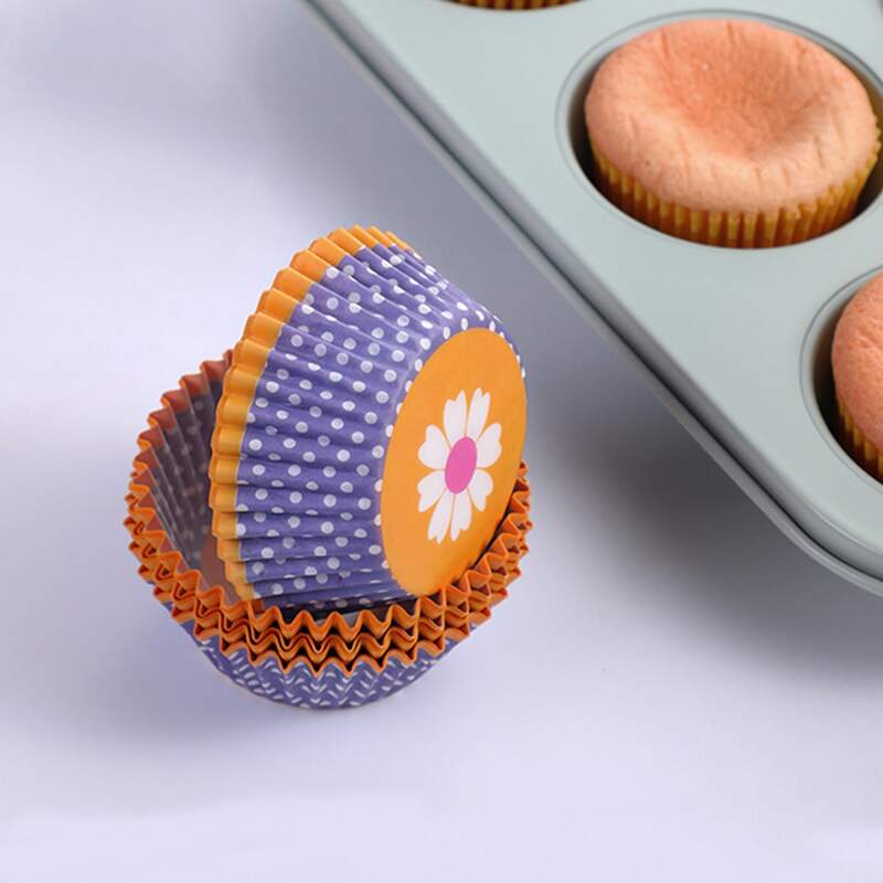

100pcs Paper Cup Cake Tray, Multicolor