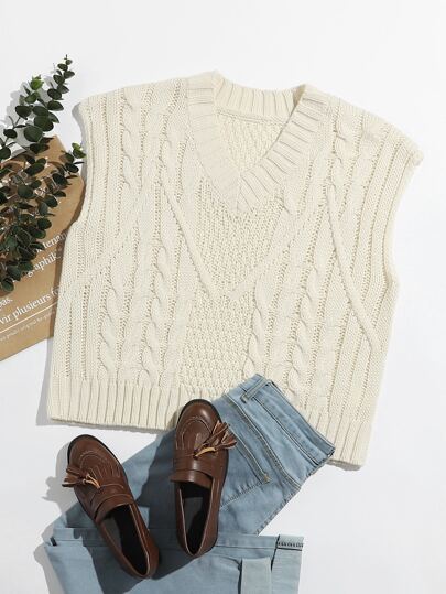 Plus Cable Knit Shoulder Pad Sweater Vest