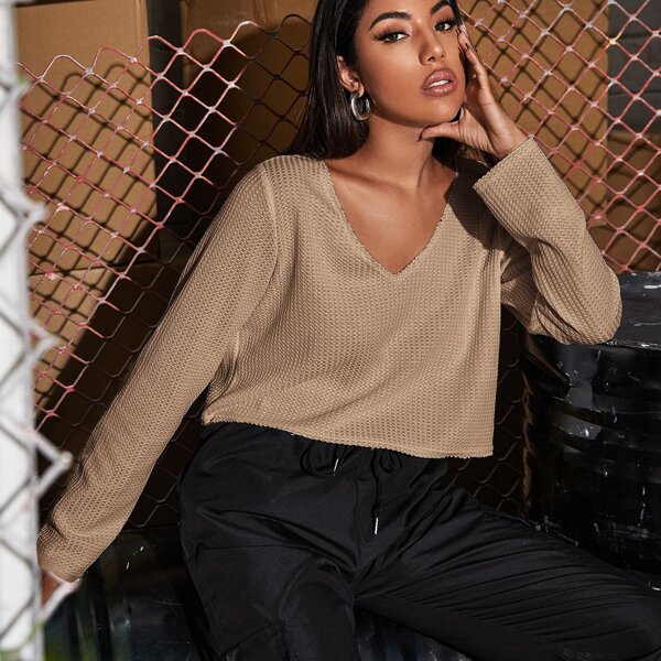 

V-neck Textured Knit Crop Top, Camel
