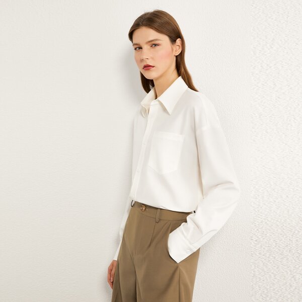 

Button Front Curved Hem Blouse, White