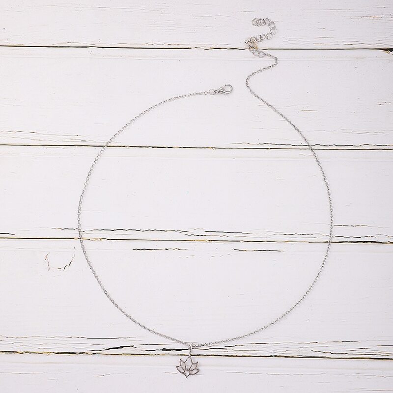

Flower Chain Necklace, Silver