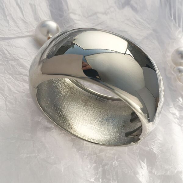 

Simple Glossy Wide Bracelet, Silver
