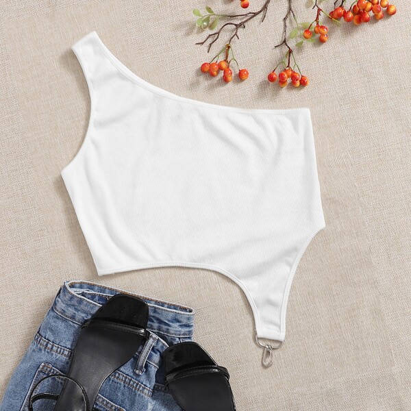

One Shoulder Lobster Clasp Tank Top, White