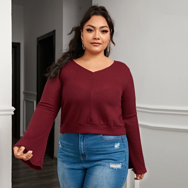 

Plus V-neck Bell Sleeve Tee, Maroon
