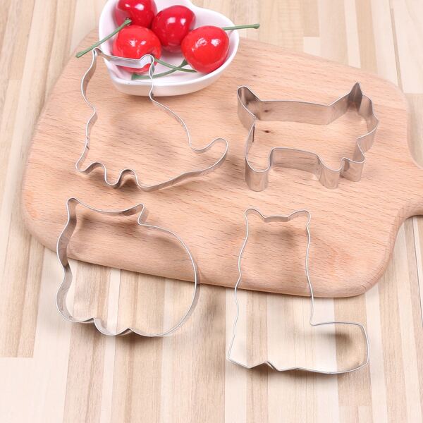 

4pcs Kids DIY Cat Biscuit Mold, Silver