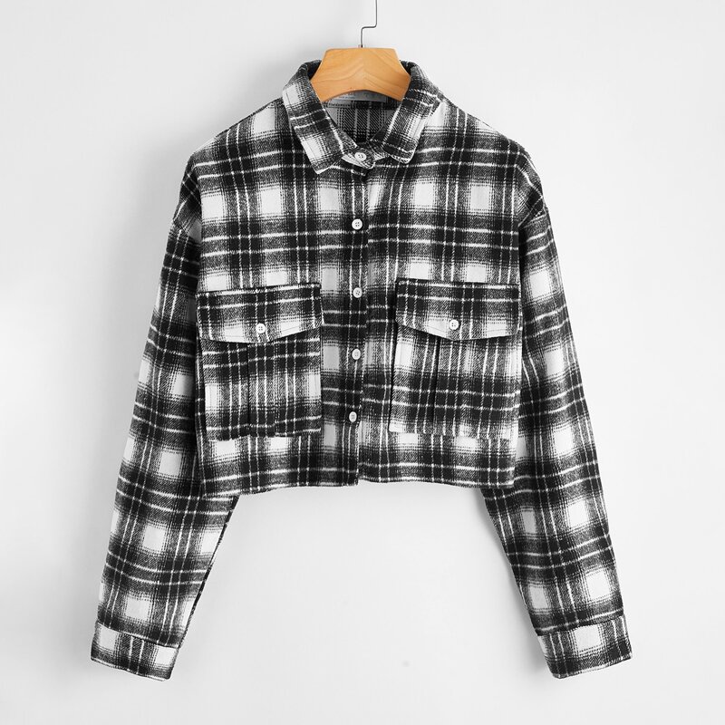 

Pocket Front Plaid Crop Jacket, Black and white