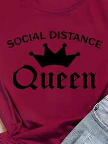 Camiseta con estampado de corona y letra - Rosa Roja - Ver 3