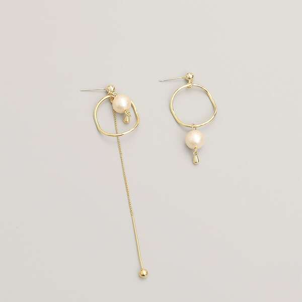 

Faux Pearl Decor Mismatched Drop Earrings, Gold