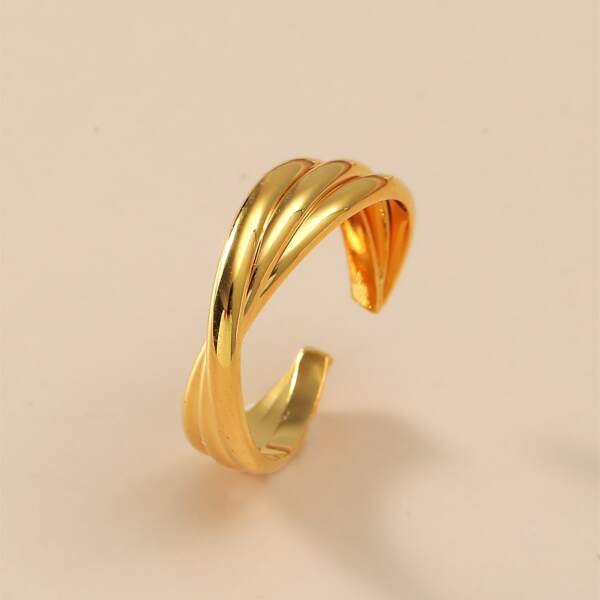 

Twist Cuff Ring, Gold