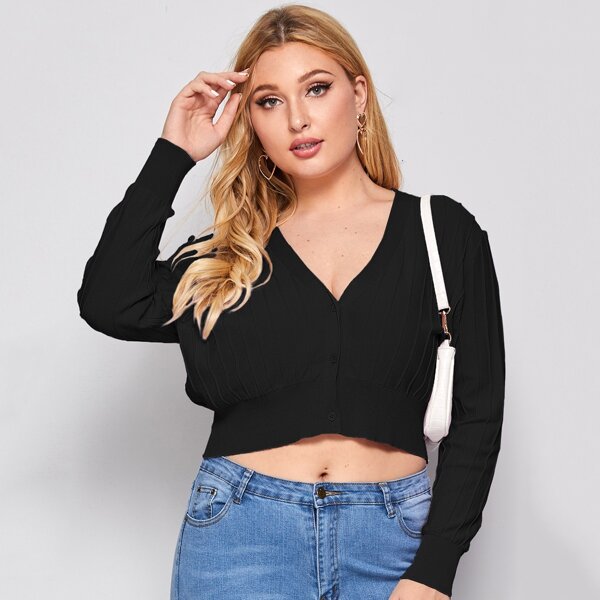 

Plus Button Front Crop Cardigan, Black