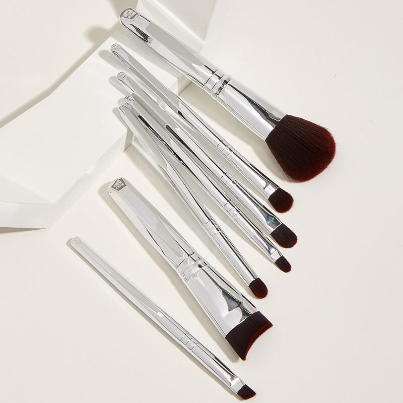 

7pcs Soft Makeup Brush, Silver