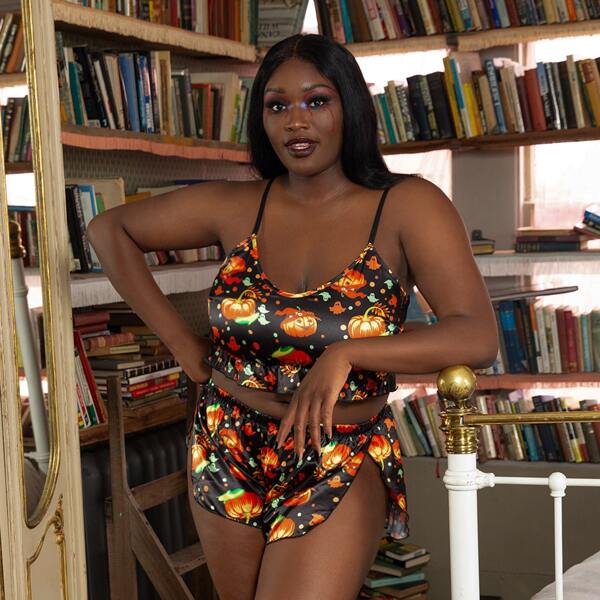 

Plus Halloween Print Satin Split Lingerie Set, Multicolor