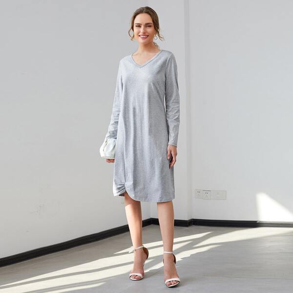 

Solid V-neck Twist Hem Tee Dress, Light grey