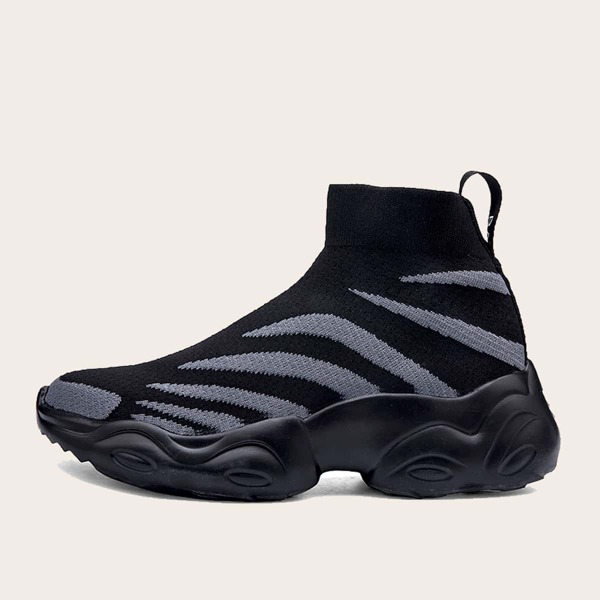 

Men Wide Fit Slip On Sneakers, Black