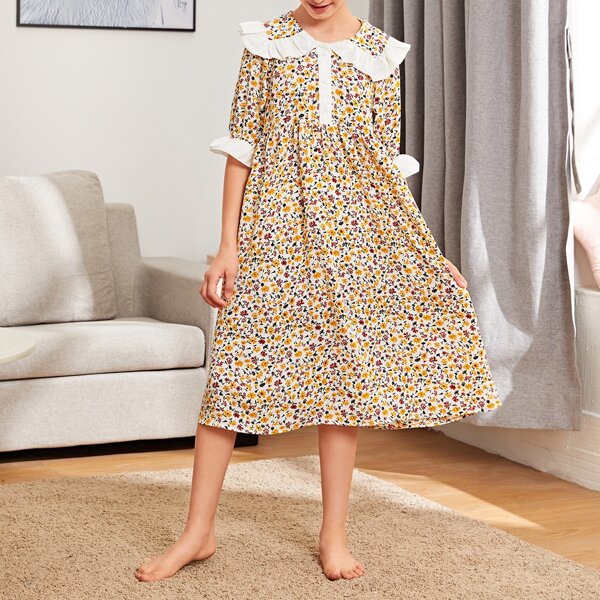 

Girls Ditsy Floral Print Flounce Sleeve Nightdress, Multicolor