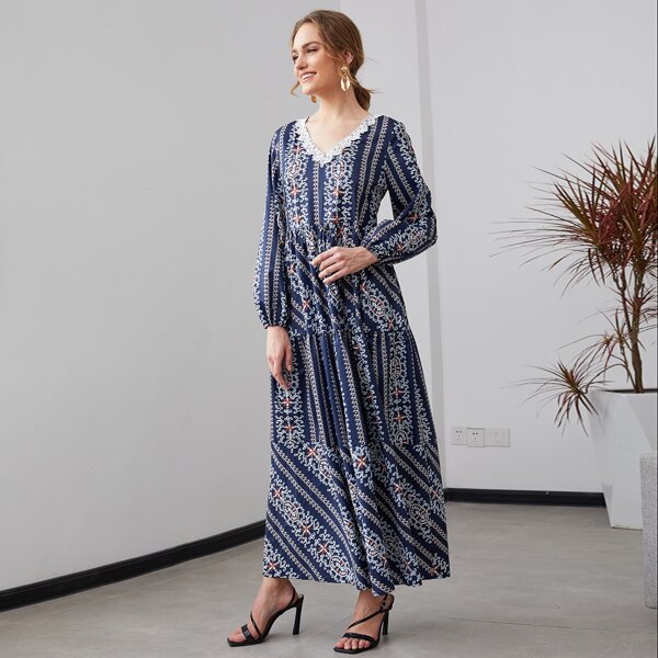 

V-neck Lace Panel Allover Print Smock Dress, Blue and white