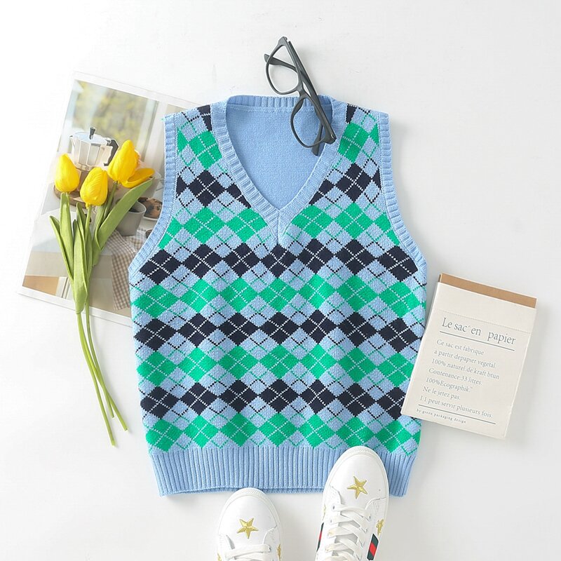 

V-neck Argyle Pattern Sweater Vest, Multicolor