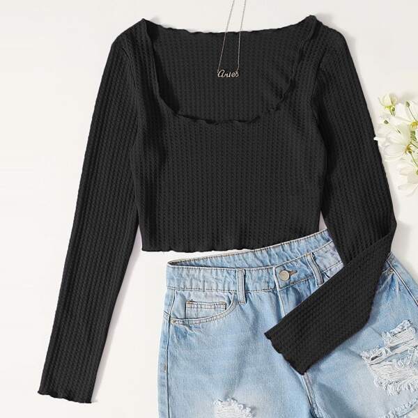 

Waffle Knit Lettuce-Edge Crop Top, Black