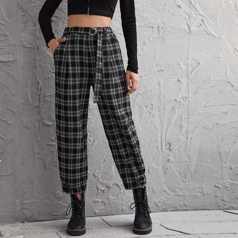 

Plaid Pattern Belted Crop Pants, Black and white