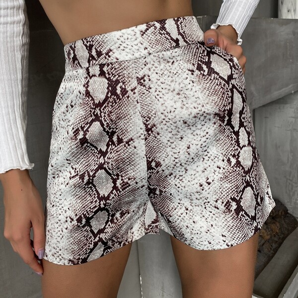 

Slant Pocket Snakeskin Shorts, Multicolor