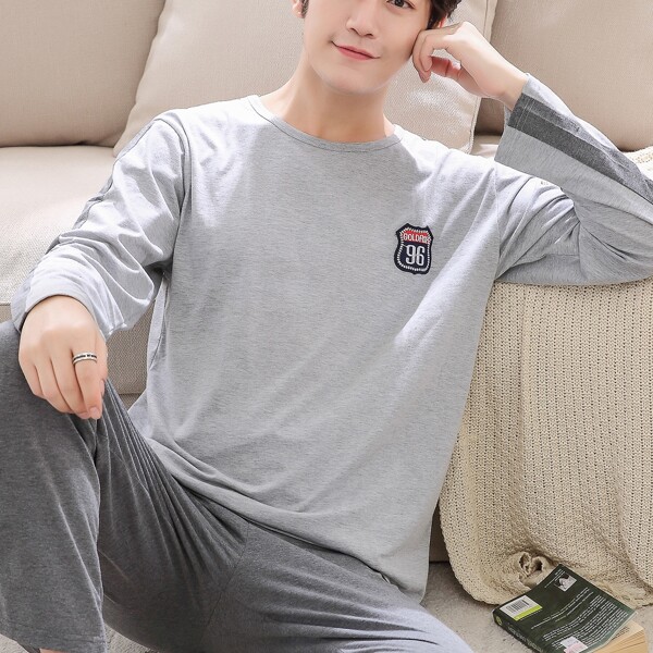 

Men Contrast Panel Letter Patched PJ Set, Grey