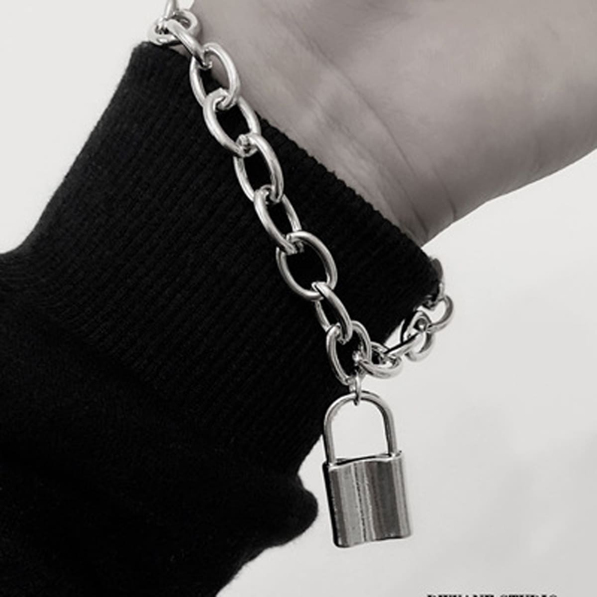 

Lock Design Chain Bracelet, Silver