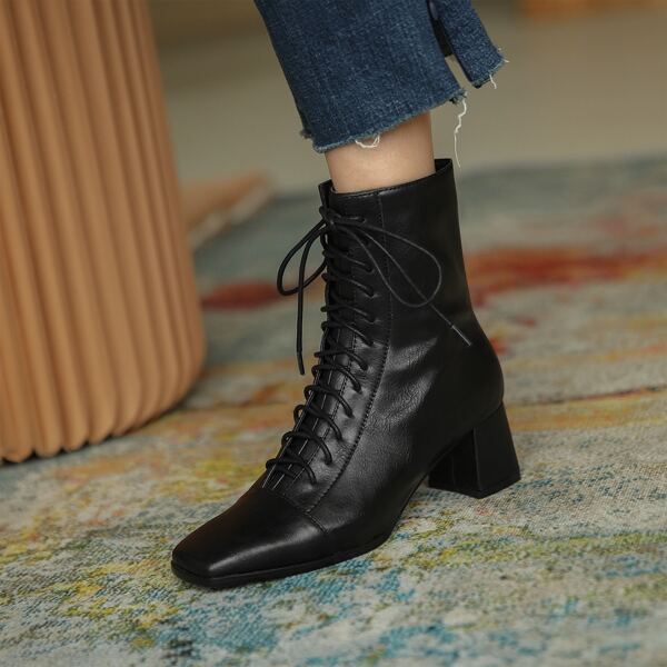 

Square Toe Lace-up Boots, Black