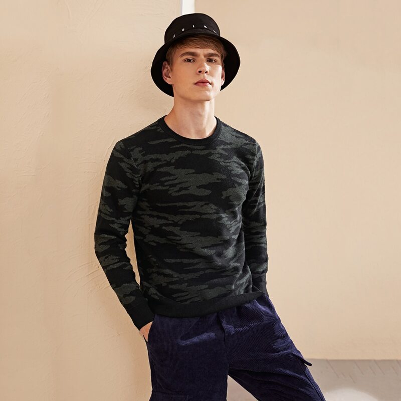 

Guys Camo Pattern Sweater, Multicolor