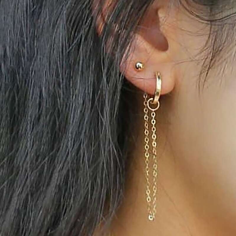 

1pc Random Chain Stud Earring, Gold