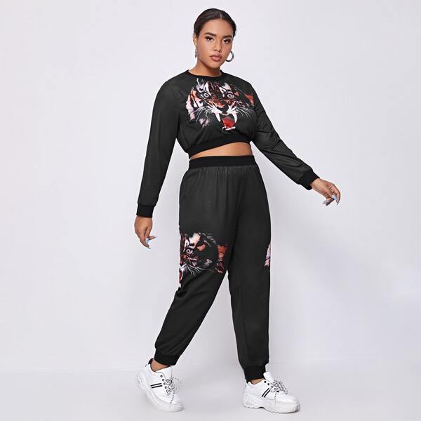 

Plus Tiger Print Crop Sweatshirt With Sweatpants, Black